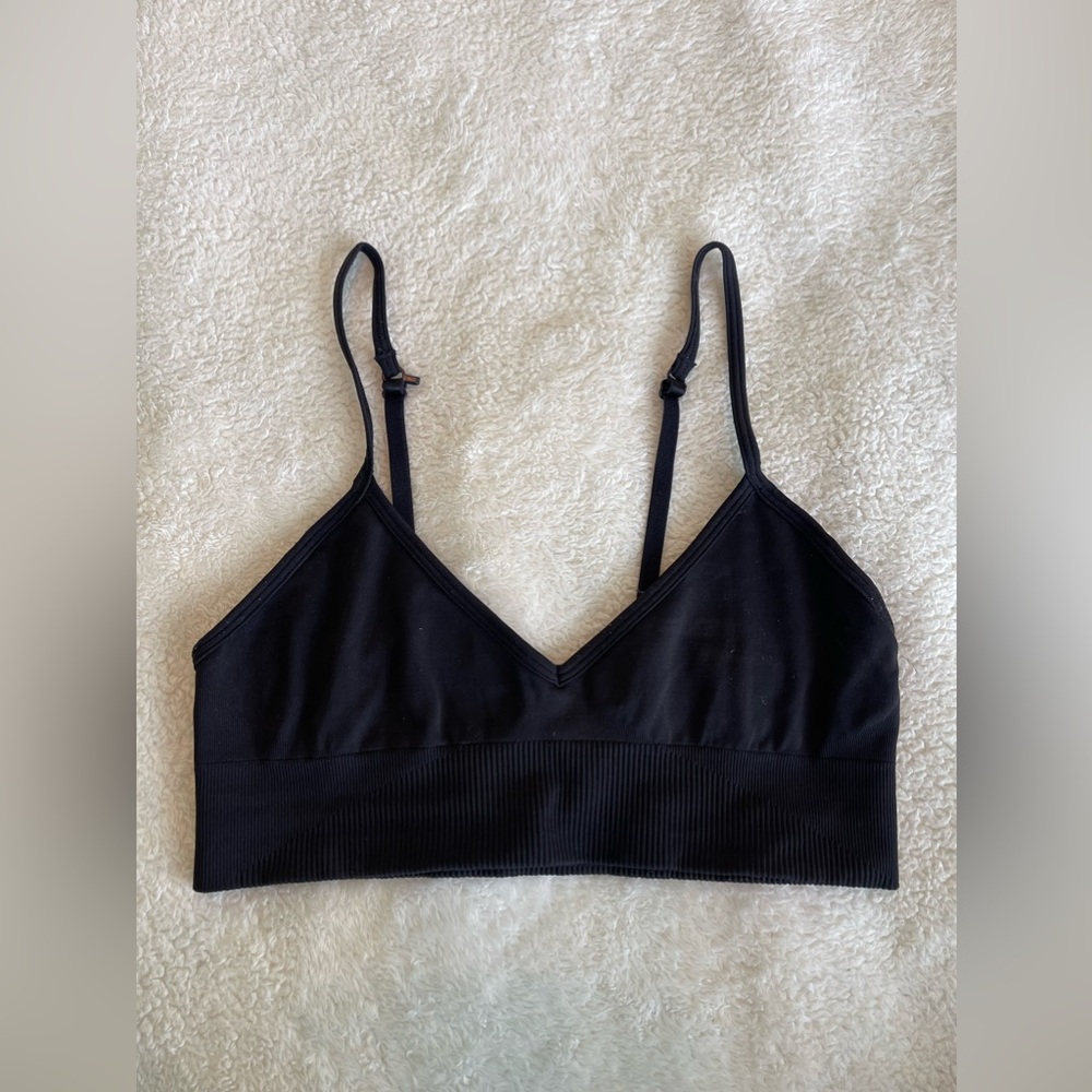 Lululemon Ebb to Street Bra